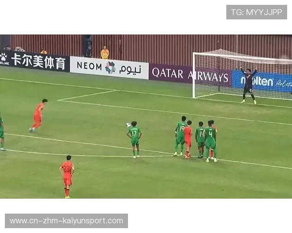 守门员在高压点球训练中学习封堵起脚角度的微调技巧